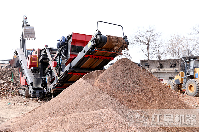 易彩堂履带式移动破碎机 易彩堂履带式移动破碎机