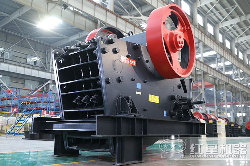 花岗岩破碎机图片 花岗岩破碎机图片