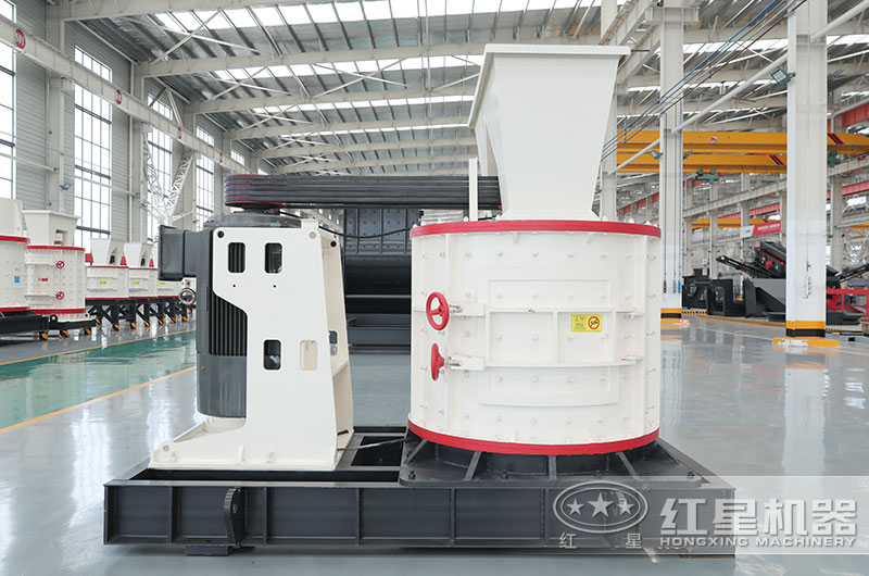 复合式碎石机图片 复合式碎石机图片